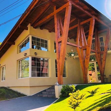 Pensiunea Şugag Exterior foto