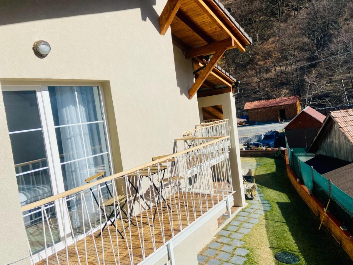 Pensiunea Şugag Exterior foto